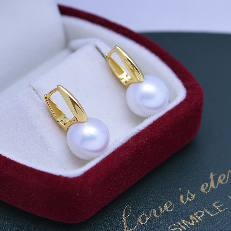 Women's Fashion Simple Geometric Pearl Earrings