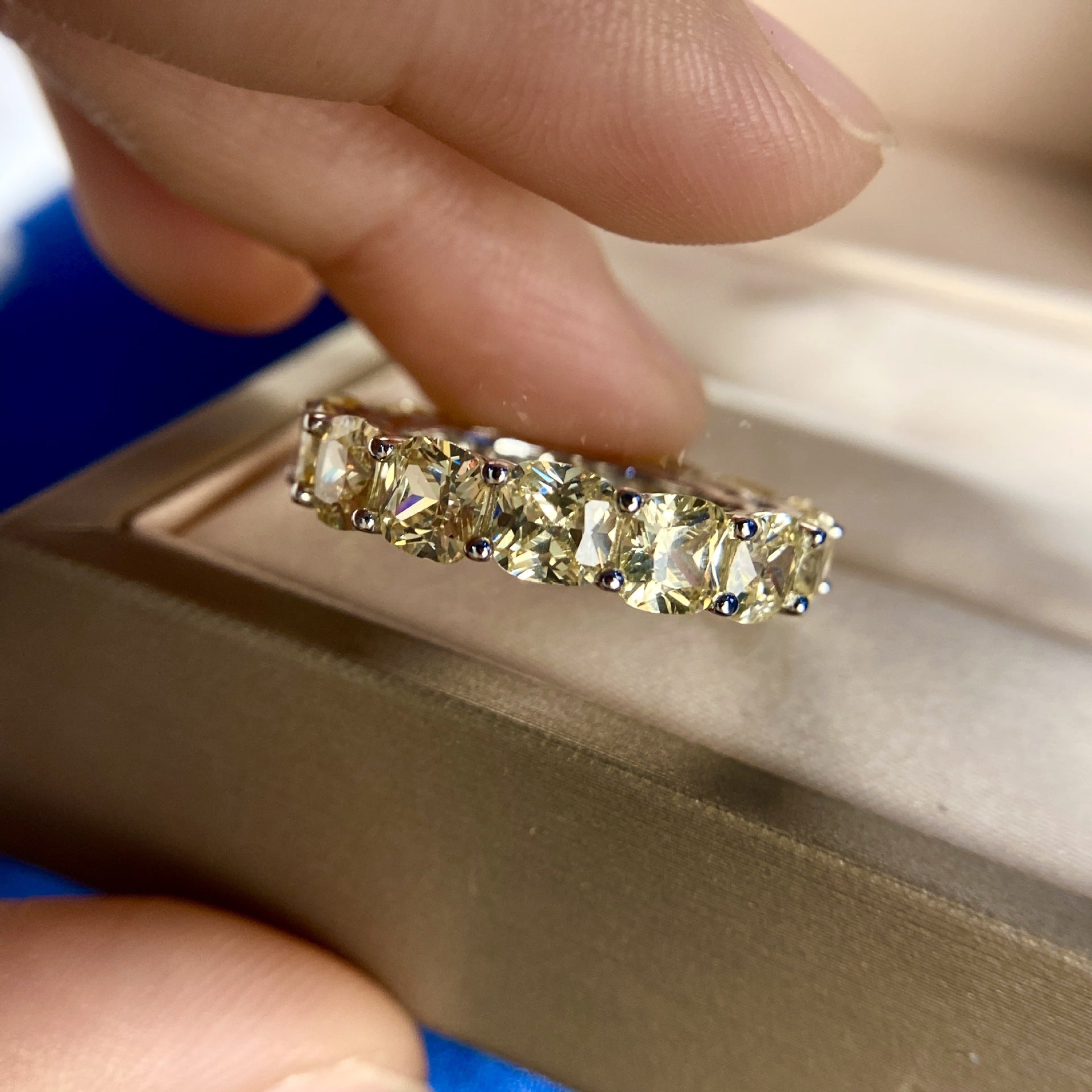 Sterling Silver Sparkling 1 Row Full 5x5mm High Carbon Diamond Finger Rings For Women Wedding Party Fine Jewelry