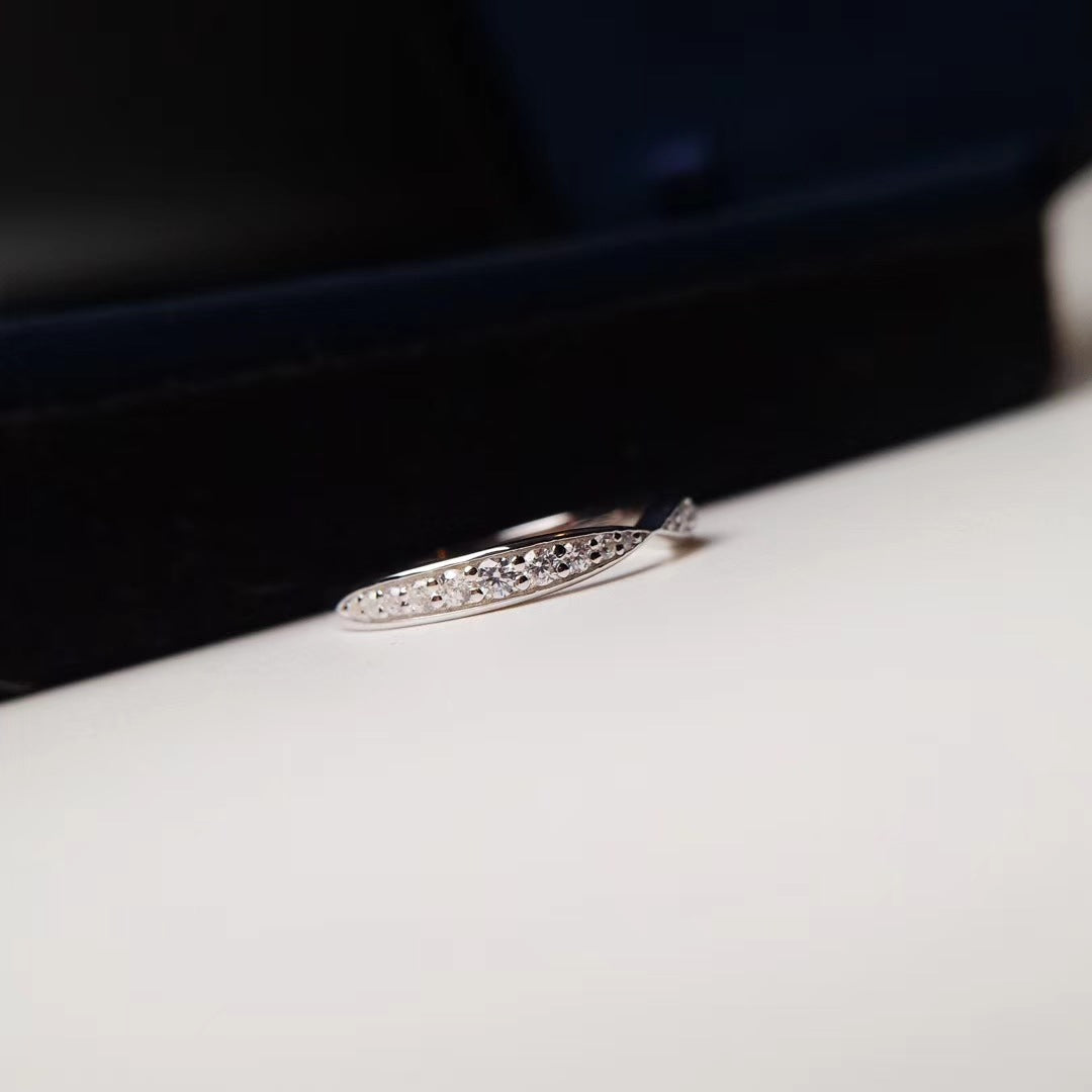 Women's Half Circle Diamond In The Debris Fashion S925 Sterling Silver Ring