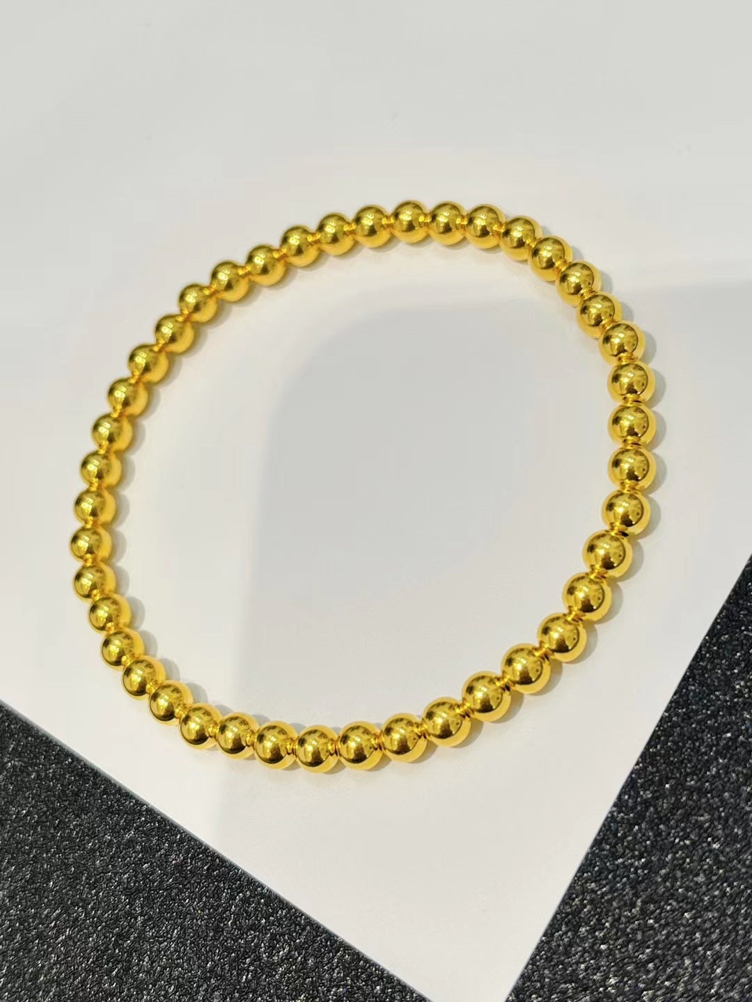 Bead Bead Hand String 999 Full Gold Material 5D Cyanide Free - Bon MercadoCyanide-free 999 gold bead hand string close-up