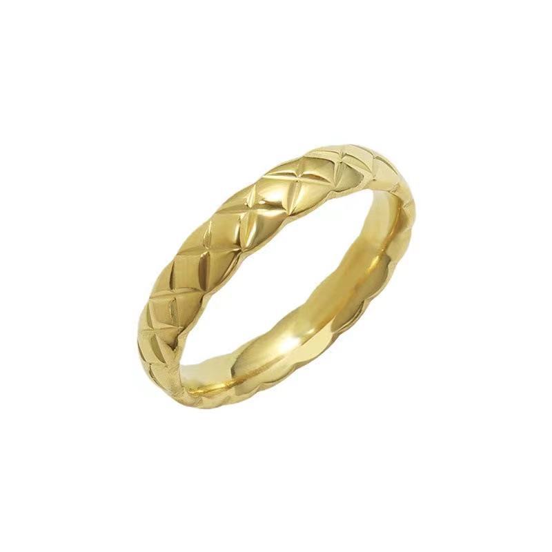 18k Gold Rhombus Ring Small Fragrance Ring Gold