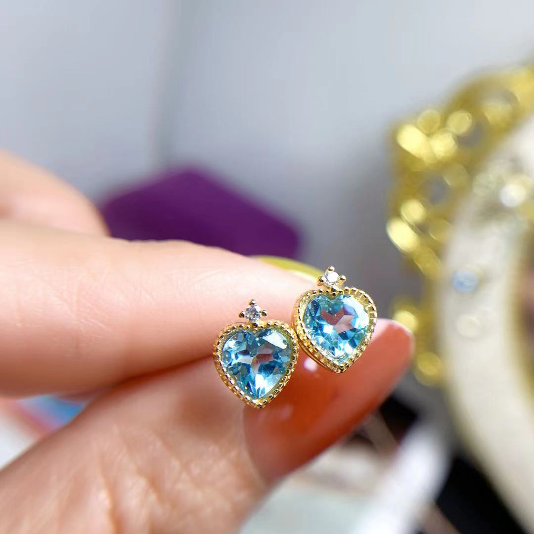 Simple Bezel Setting Natural Blue Topaz Stud Earrings Heart-shaped 925 Silver Inlaid Simple Special Interest Earrings