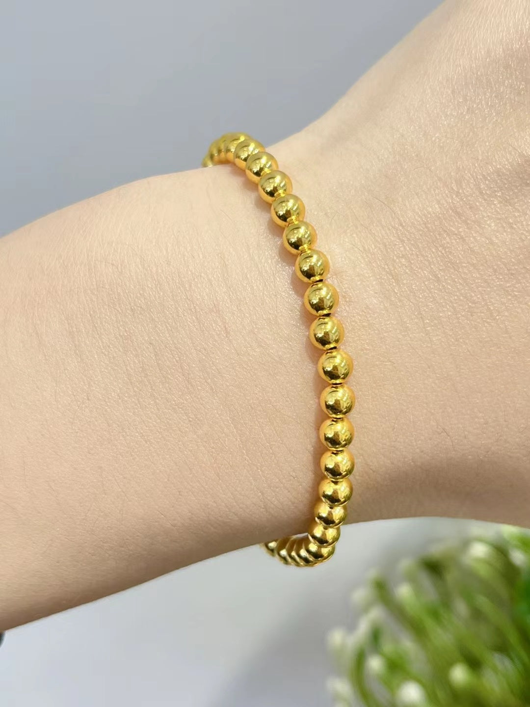Bead Bead Hand String 999 Full Gold Material 5D Cyanide Free - Bon MercadoCyanide-free 999 gold bead hand string close-up