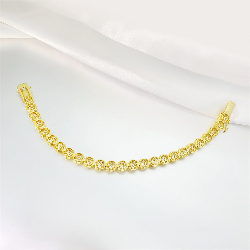 Moissanite Tennis Chain – Hip Hop 925 Silver Bracelet - Bon MercadoMoissanite tennis chain bracelet in 925 silver with VVS moissanite stones