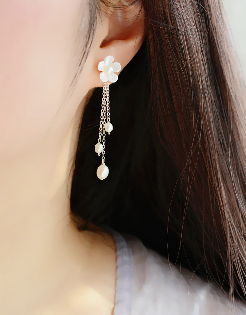 Fresh Elegant White Lip Bells Of Ireland Earrings