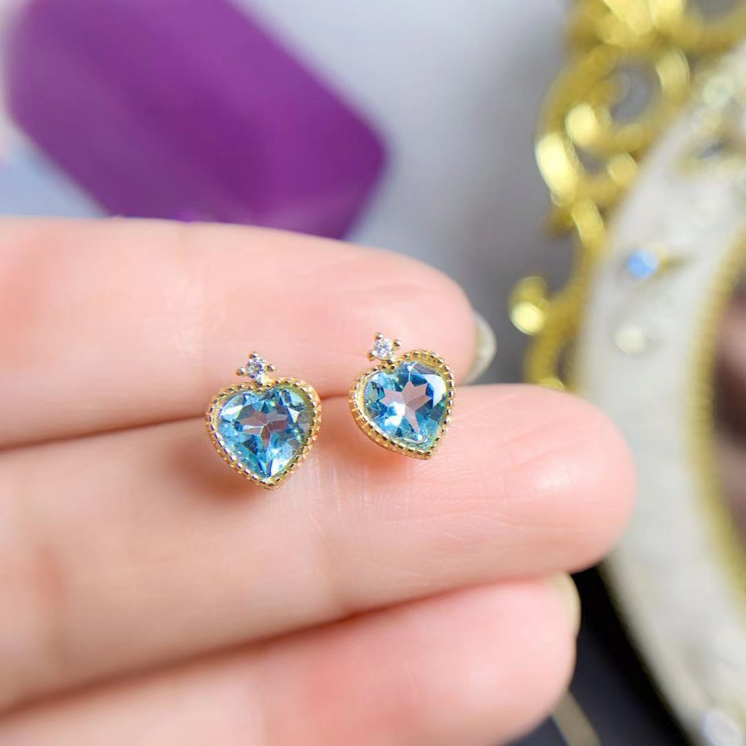 Simple Bezel Setting Natural Blue Topaz Stud Earrings Heart-shaped 925 Silver Inlaid Simple Special Interest Earrings
