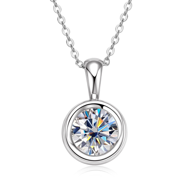 Female Design Sense Moissanite Pendant Necklace S925 Silver Clavicle Chain White 2 Karat