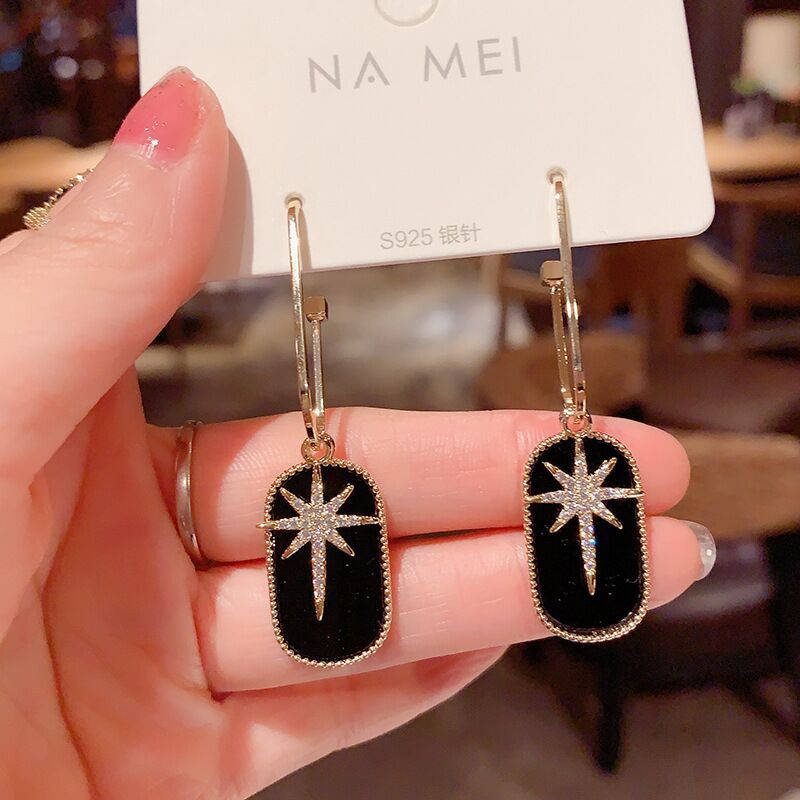 Japanese And Korean Style Sweet And Lovely Earrings Black