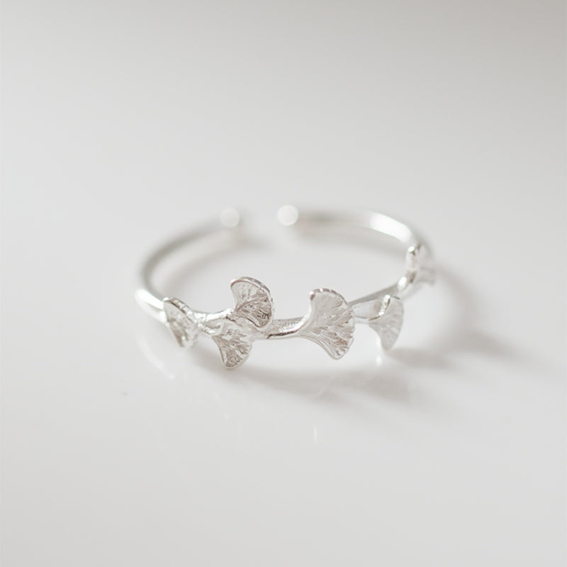 Ginkgo Leaf Design Sense Ring Female S925 Silver