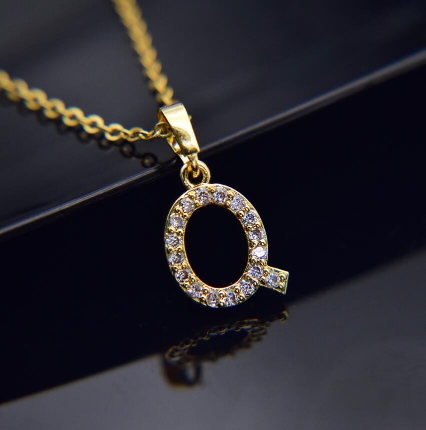 Gold-plated brass necklace Letter Q