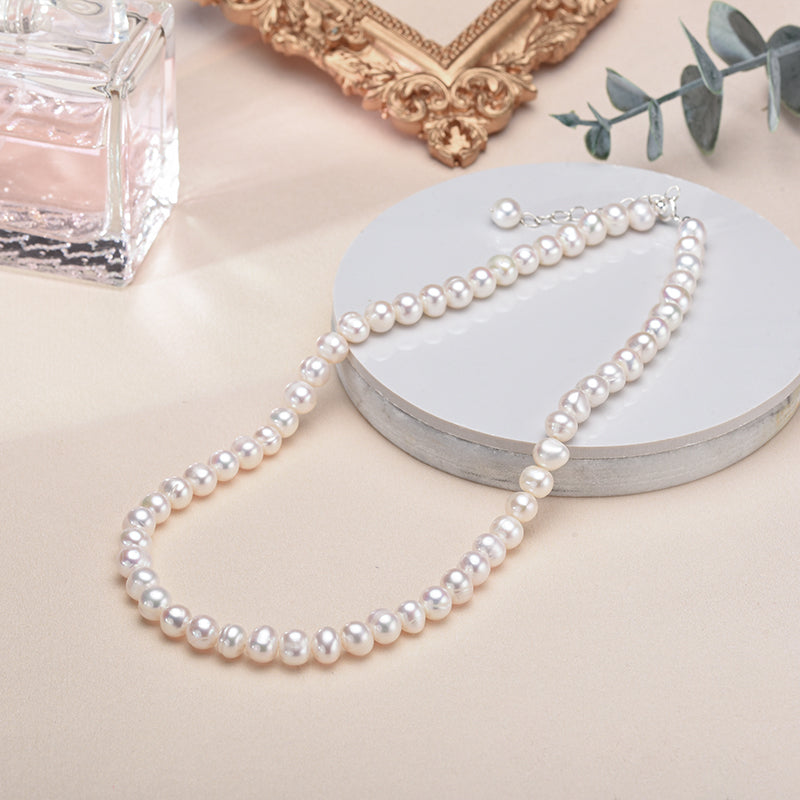 Women's Freshwater Cultured Pearl Necklace White