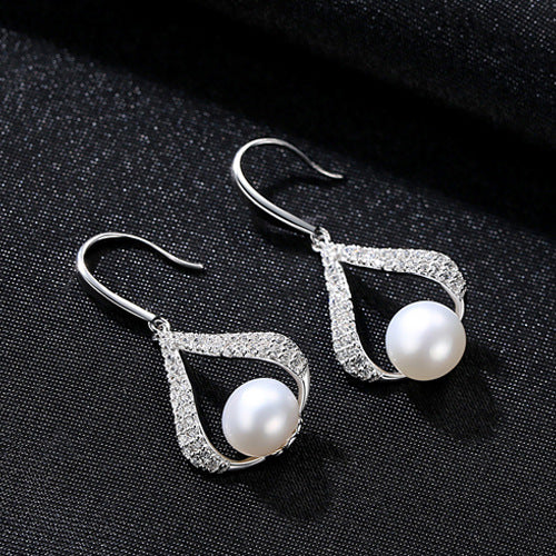 New pearl earrings with water drops White