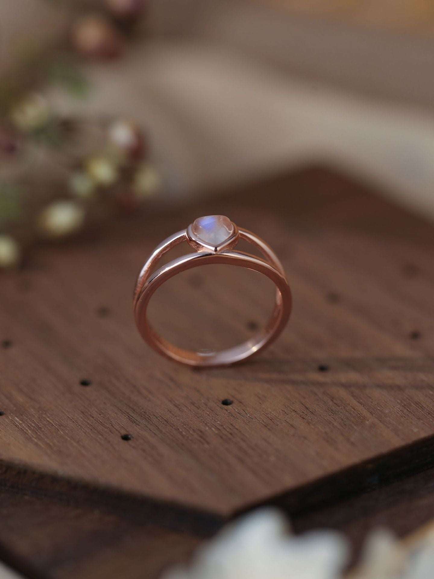 Design Sense S925 Silver Heart-shaped Natural Moonstone Ring Rose Golden Ring