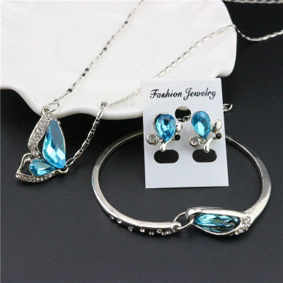 Three-piece necklace set Blue