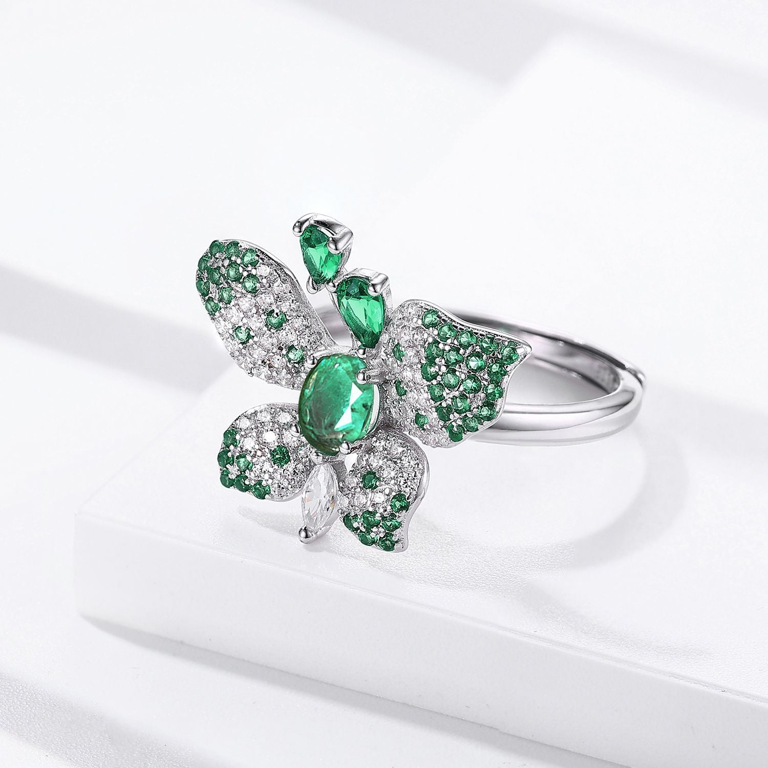 Partysu Butterfly Shape Ring S925 Silver Inlay Natural Emerald