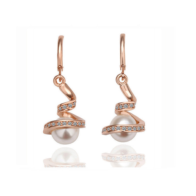 Twisted snake pearl Earrings Glod white