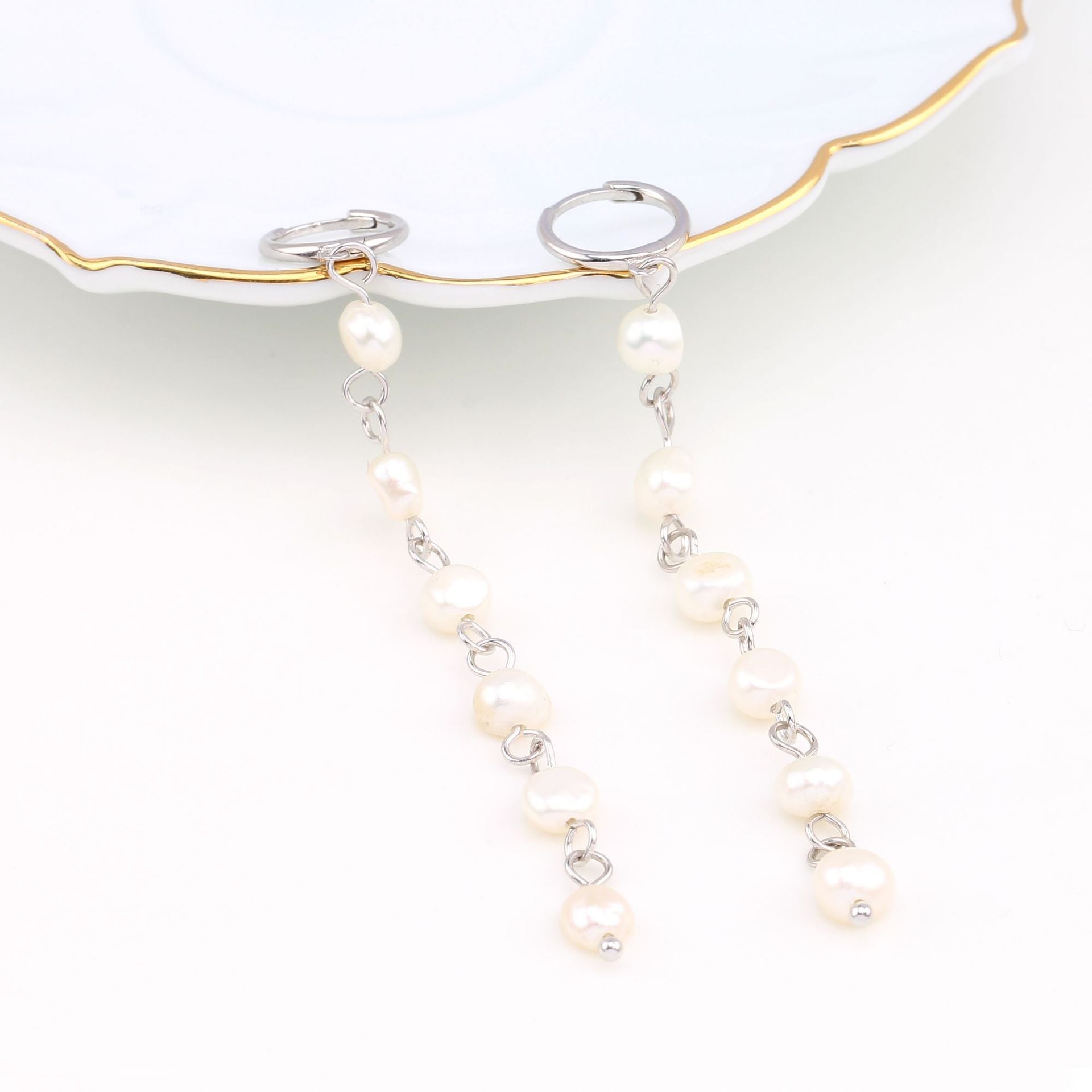 Women's Long Pearl Ear Clip Earrings