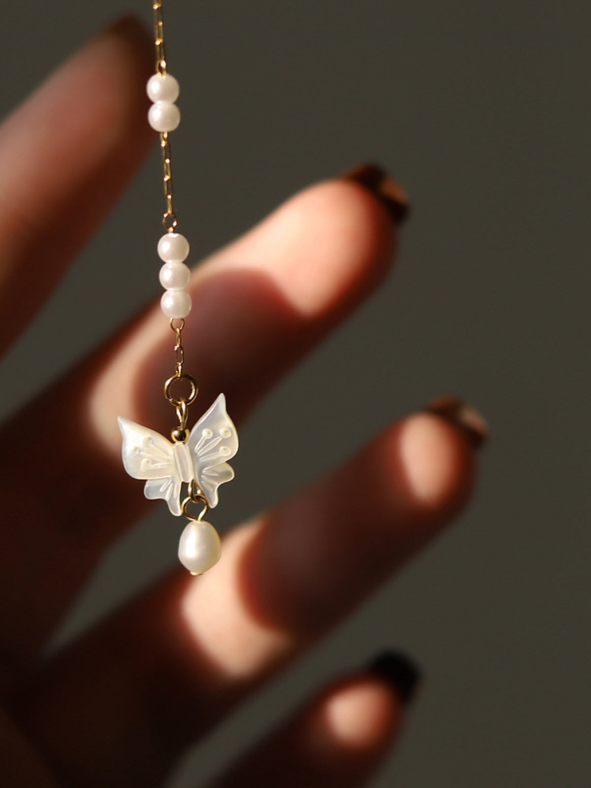 Shell Butterfly Necklace Women's Natural Pearl