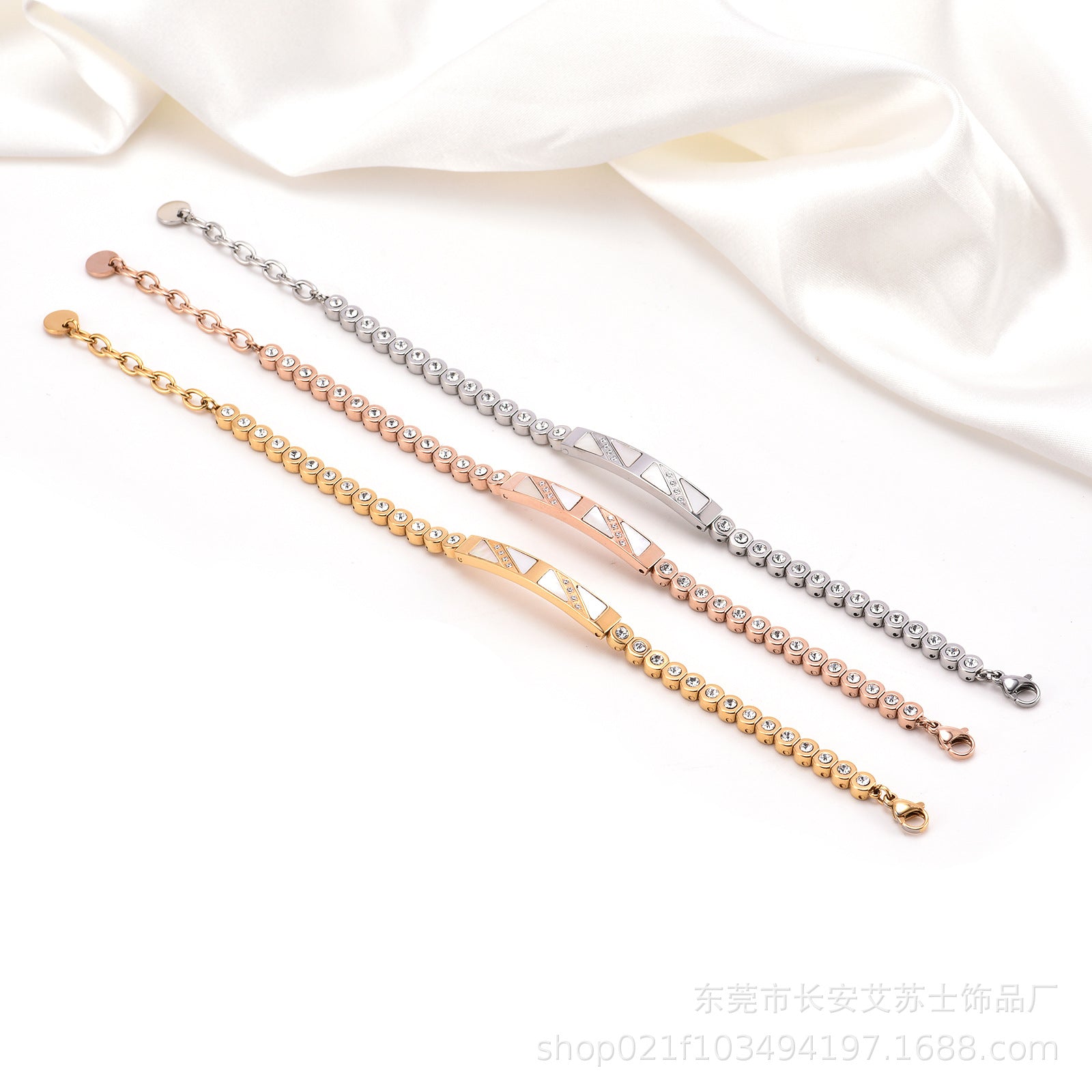 Popular Light Luxury Advanced Diamond Superior Shell Bracelet