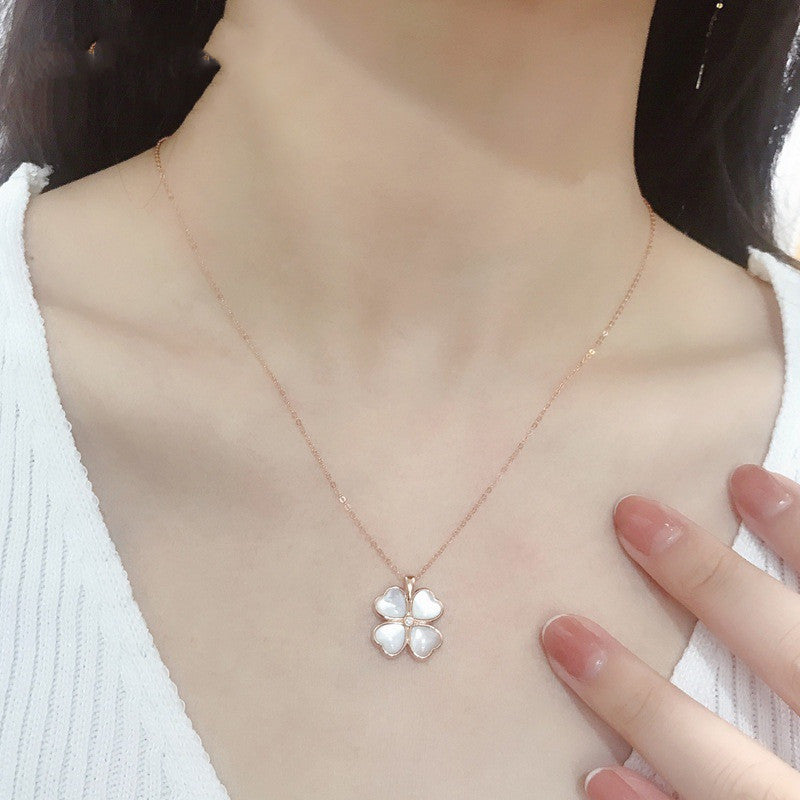 Women's 18K Gold Clover Fritillary Pendant Necklace