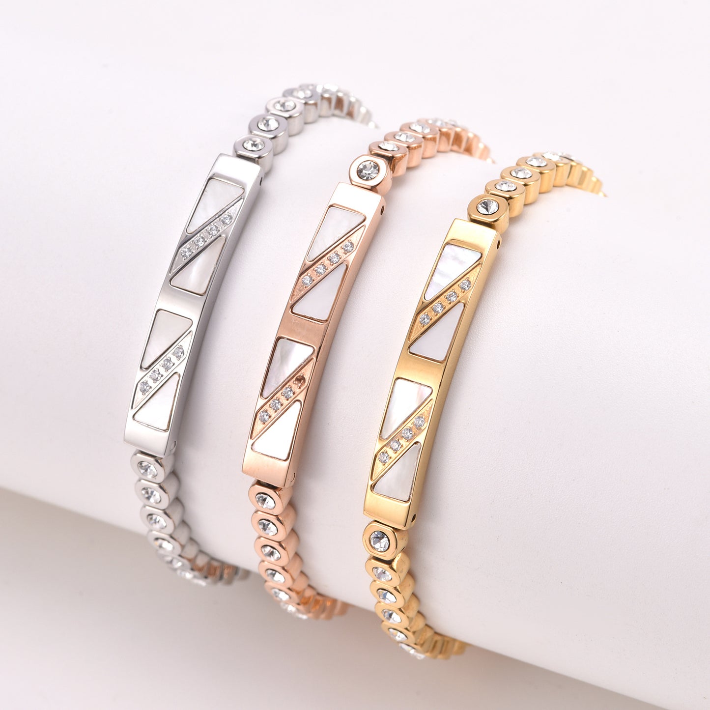 Popular Light Luxury Advanced Diamond Superior Shell Bracelet