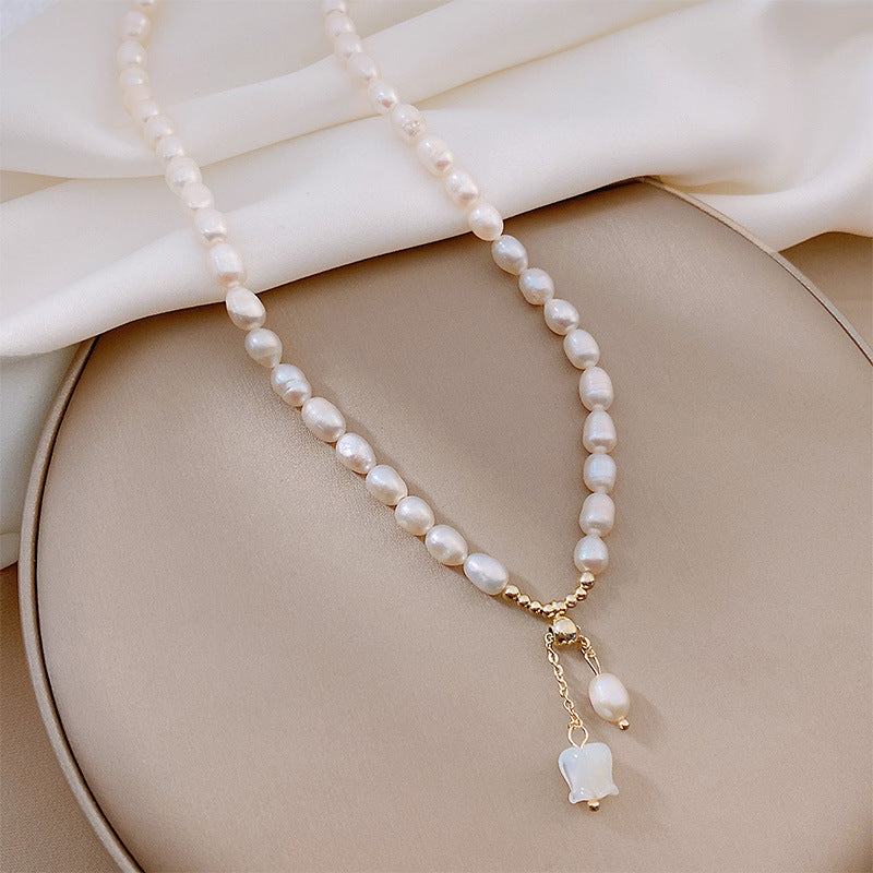 Women's Fashion Pearl Rose Necklace