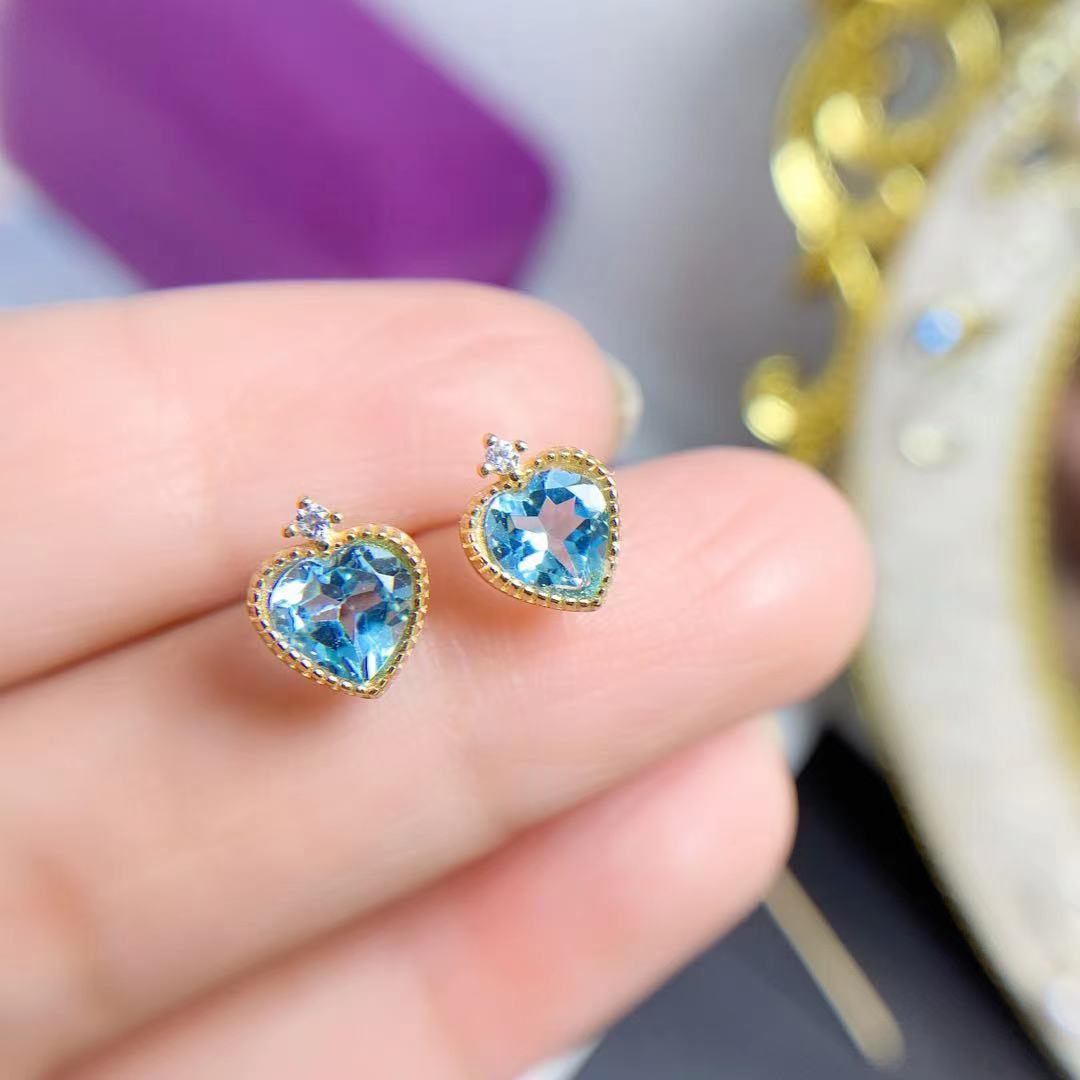Simple Bezel Setting Natural Blue Topaz Stud Earrings Heart-shaped 925 Silver Inlaid Simple Special Interest Earrings
